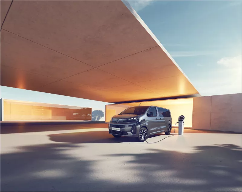 Peugeot e-Traveller