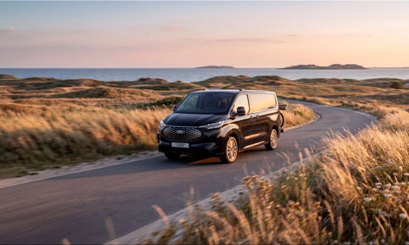 2027 Ford E-Tourneo Custom Titanium X
