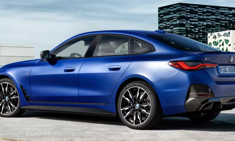 BMW i4 eDrive35