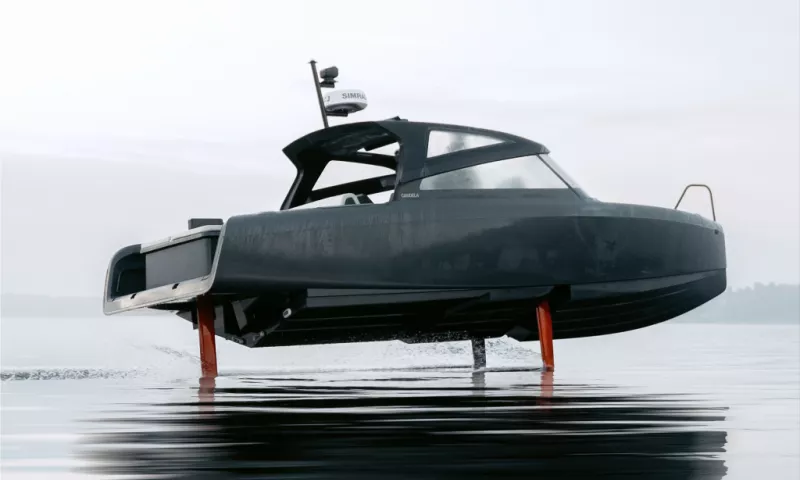 Candela C-8 electric boat