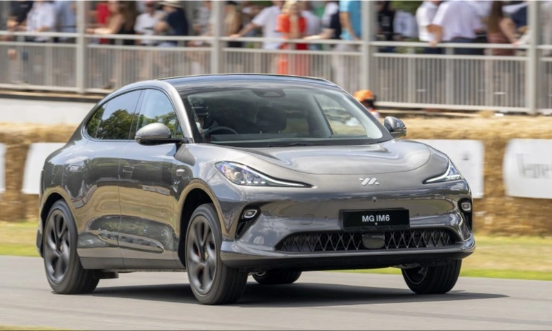 MG IM6 electric SUV