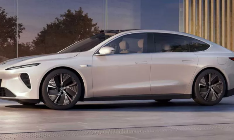 NIO ET7