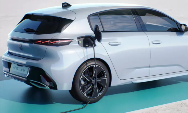 Peugeot e-308 electric car