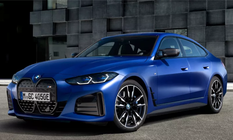 BMW i4 eDrive35