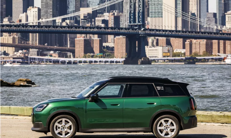 The MINI Countryman E: A Stylish and Sustainable Electric Crossover for the Urban Jungle