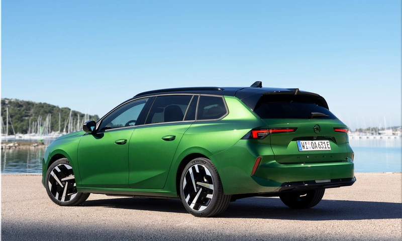 Opel Astra Sports Tourer Electric