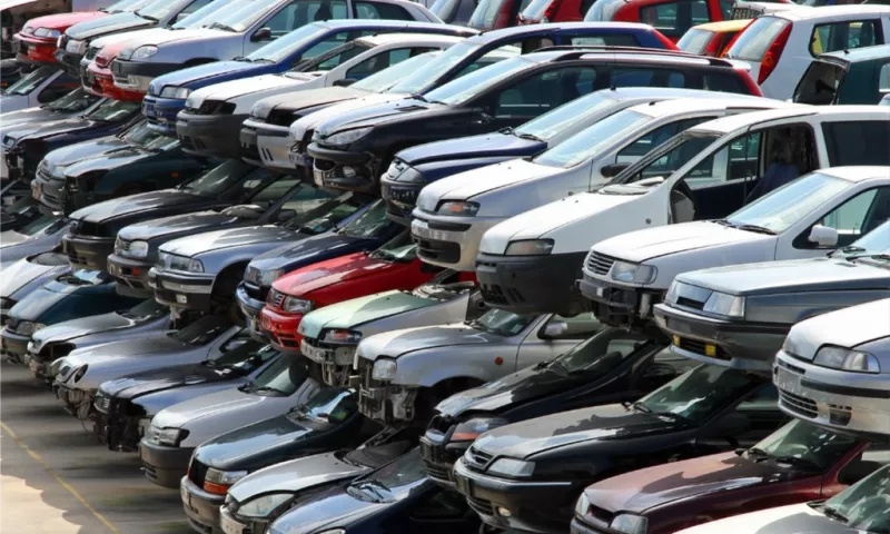 Top 4 Best Scrap Car Removals in Toronto [2023]