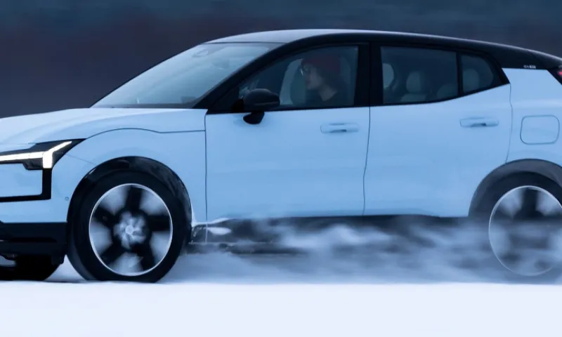 Volvo EX30
