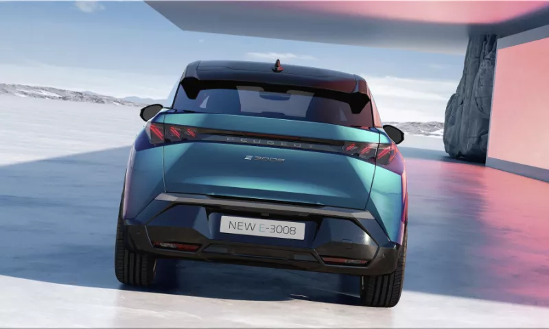 Peugeot e-3008