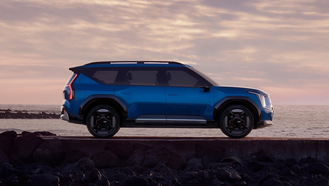 Kia EV9: The Family-Friendly Electric SUV That Keeps You Comfortable in Any Climate