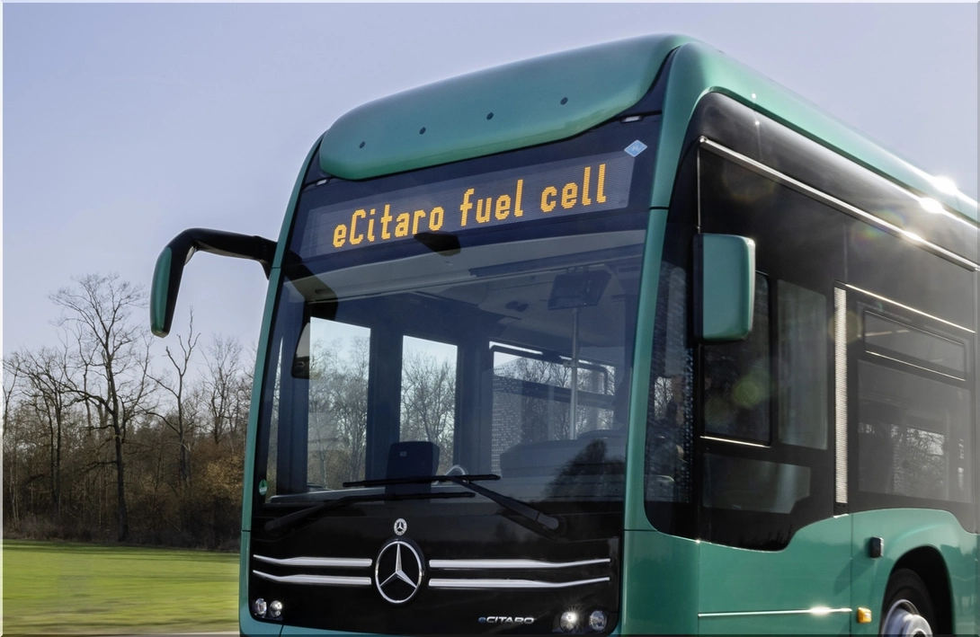 Mercedes-Benz eCitaro Fuel Cell Wins 2026 Electric Bus Award