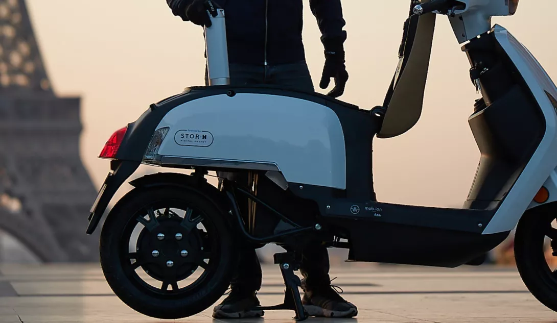 AM1 electric scooter