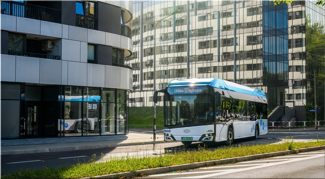 Krefeld Orders 19 Solaris Hydrogen Buses as Germany Doubles Down on Fuel-Cell Transit